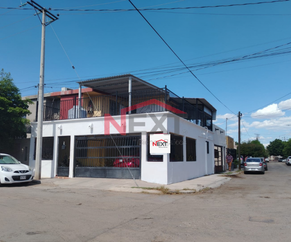 CASA EN VENTA EN COL. VILLA FONTANA