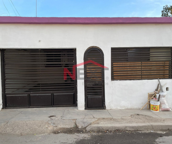 CASA EN RENTA EN COL. VILLA SONORA