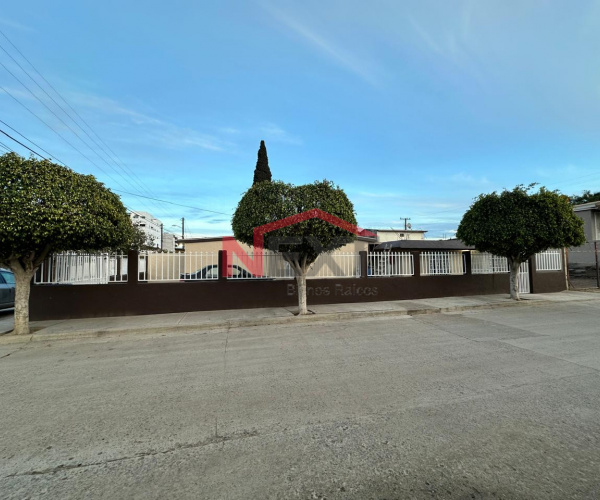 CASA EN VENTA LOPEZ MATEOS (BUENA VISTA) TIJUANA B.C