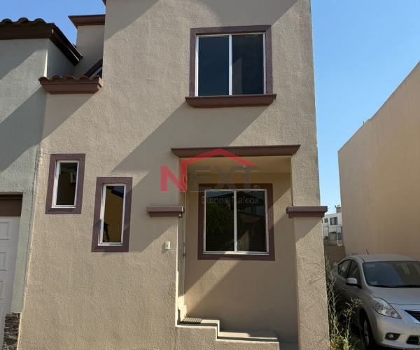 CASA EN VENTA EN JARDINES DE LA MISON TIJUANA B.C