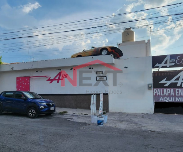 Venta de Local área comercial al frente, Palapa y Alberca