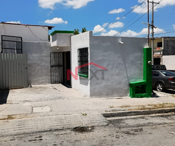 CASA EN VENTA COL AMISTAD AL ORIENTE DE SALTILLO