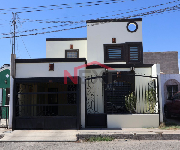 CASA EN VENTA EN COL. EL CORTIJO