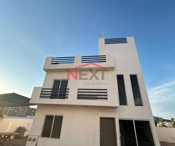 VENTA DE CONDOMINIOS DUPLEX  CON ALBERCA EN LOMA BONITA #126 SC