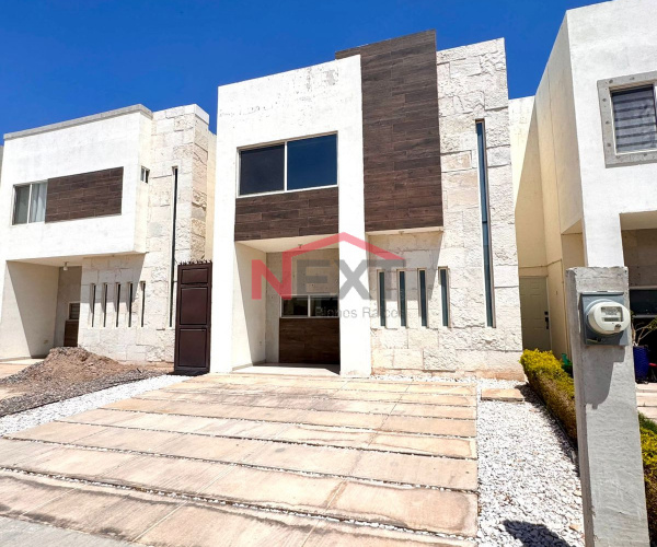CASA EN VENTA EN SIENA RESIDENCIAL