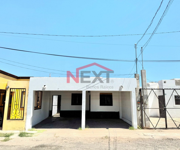 CASA EN VENTA EN LAS PLACITAS