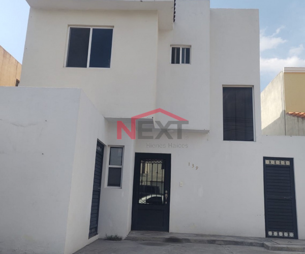 Casa en Renta en Fraccionamiento la Fuente, muy cerca de Boulevar Morelos y Fundadores