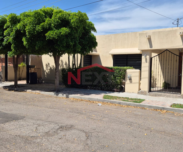 CASA EN RENTA EN COL. VILLA SATELITE