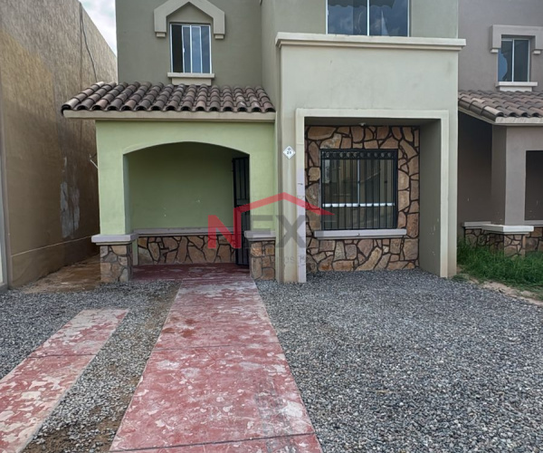 CASA EN VENTA EN CALIFORNIA RESIDENCIAL SECC. SARATOGA