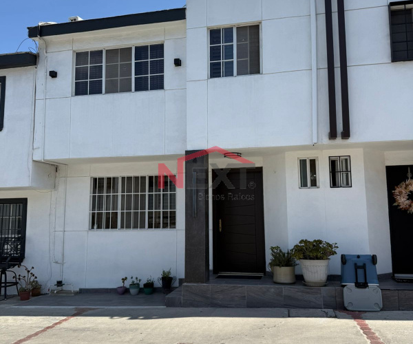 CASA EN VENTA EN COL. HIPODROMO TIJUANA B.C