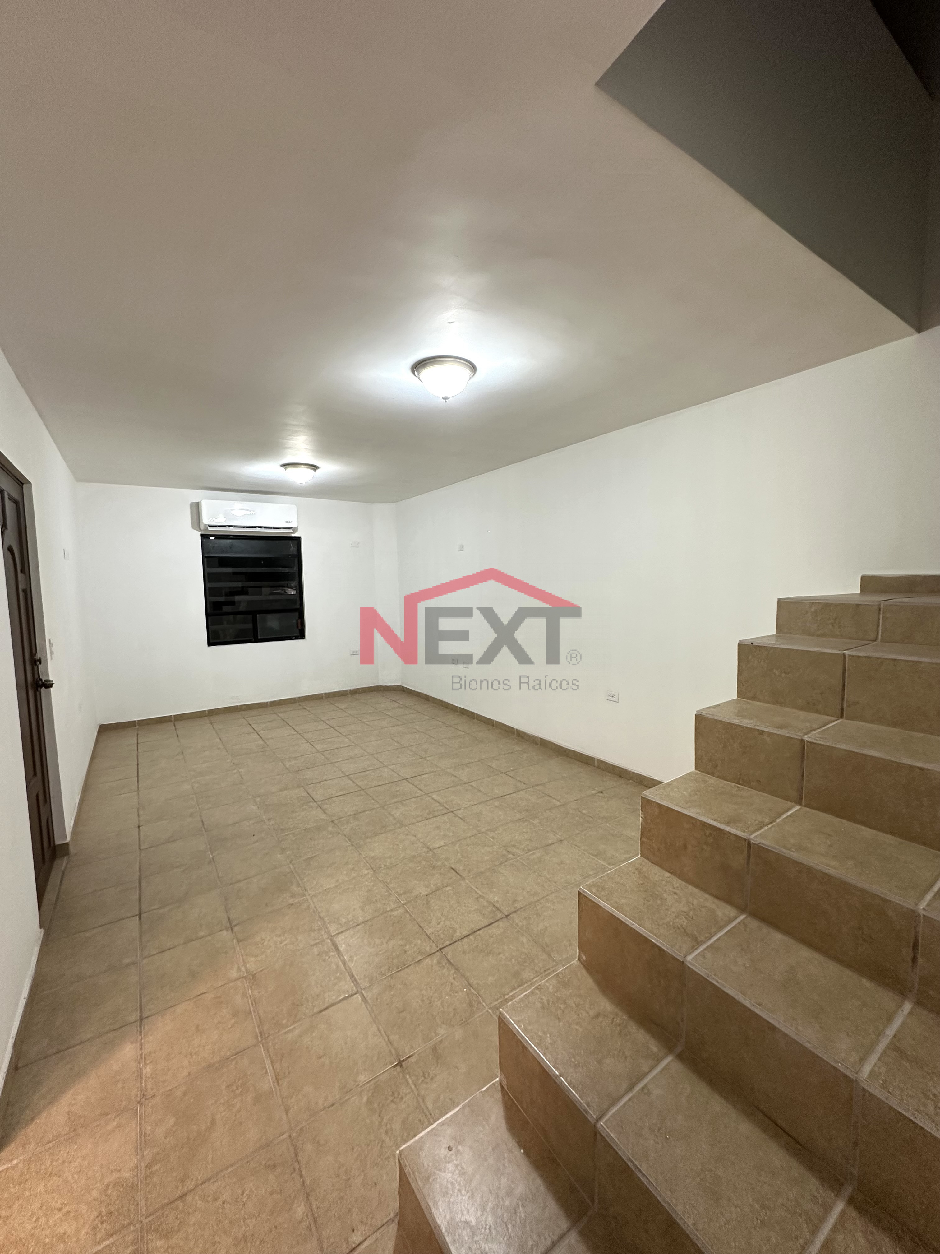 Casa en Renta en Hermosillo TODOS HERMOSILLO, Las Placitas, , 4 recámaras, 1.0 baños, 200.00 m2 terreno, 200.00 m2 construcción