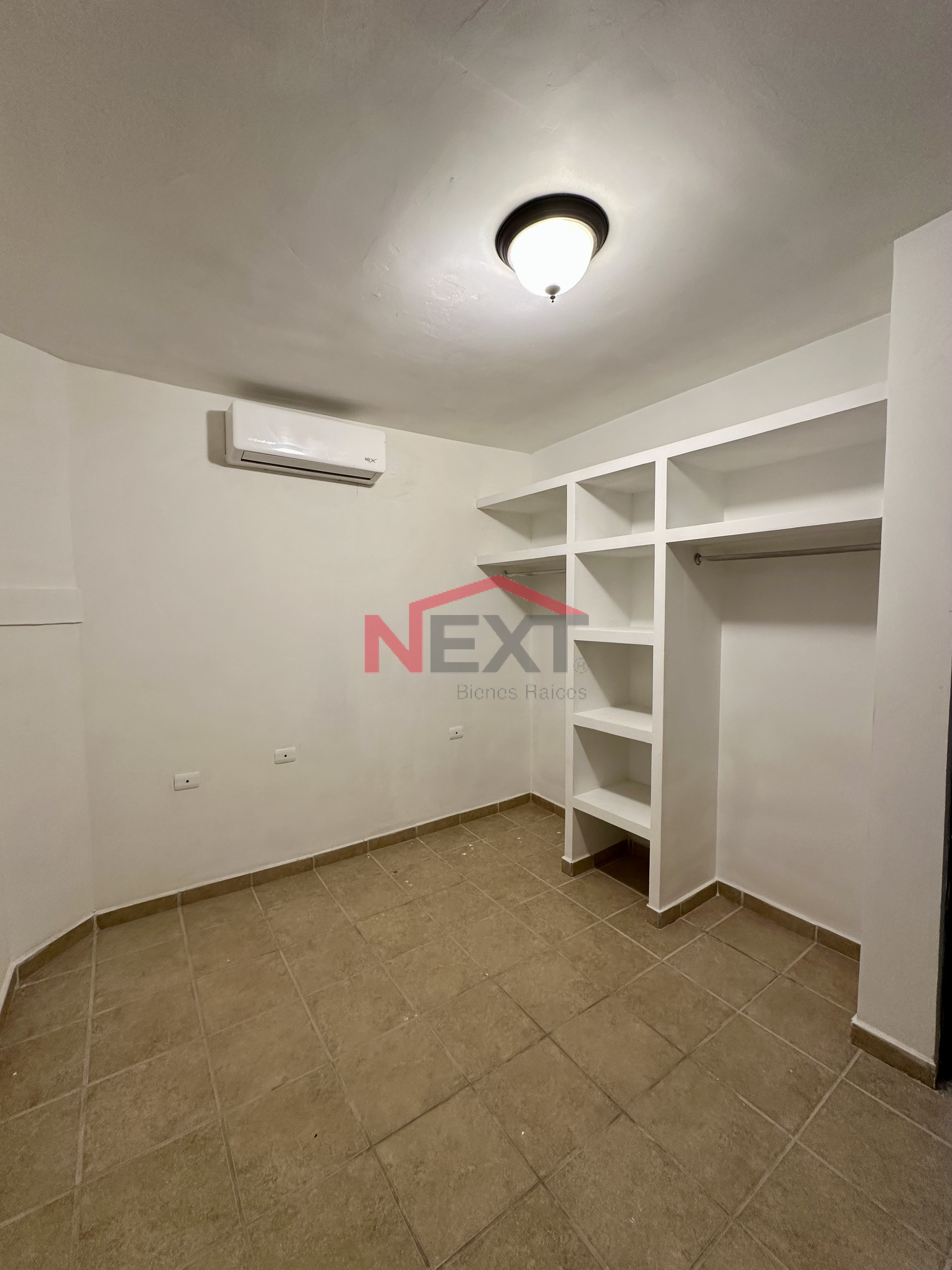 Casa en Renta en Hermosillo TODOS HERMOSILLO, Las Placitas, , 4 recámaras, 1.0 baños, 200.00 m2 terreno, 200.00 m2 construcción