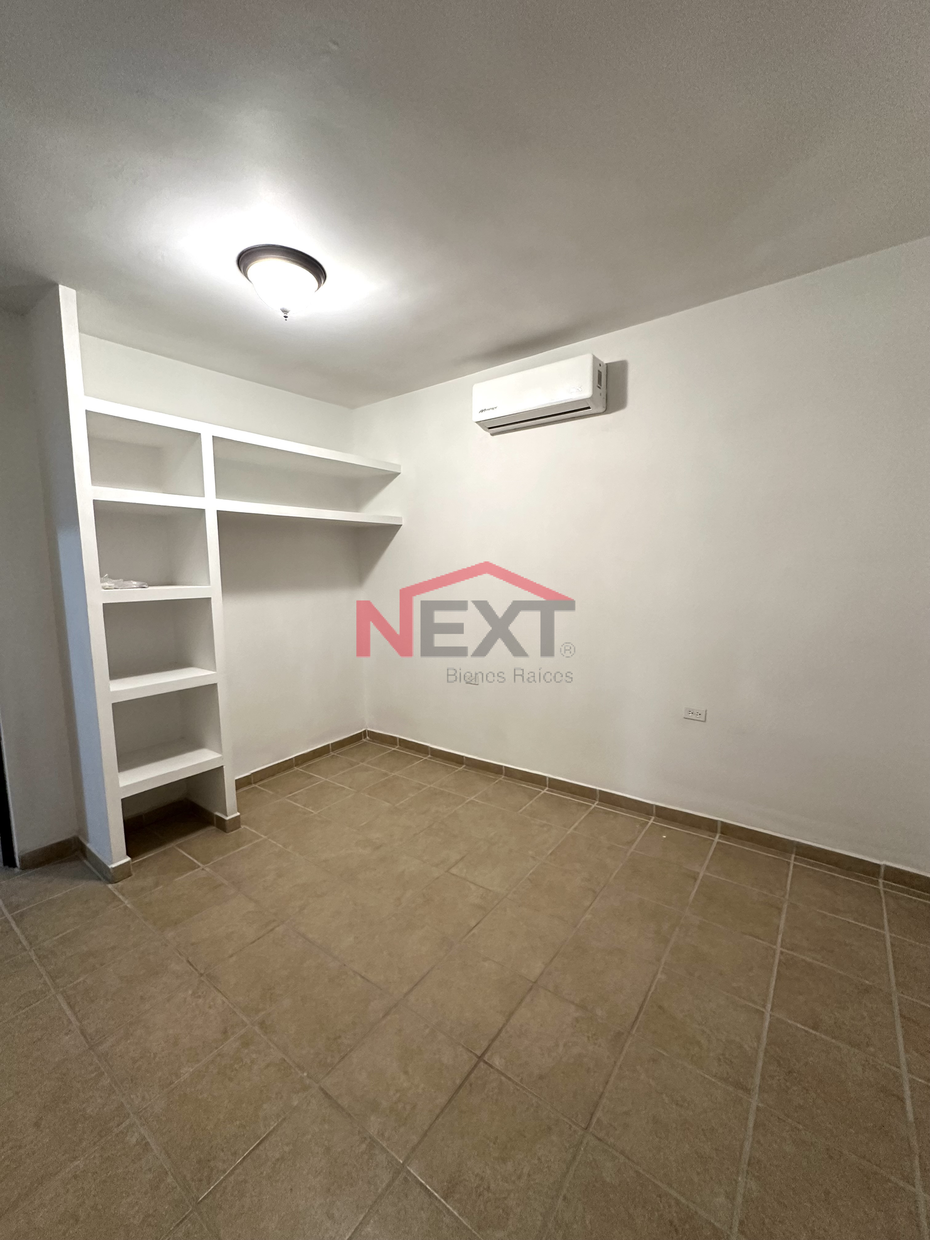 Casa en Renta en Hermosillo TODOS HERMOSILLO, Las Placitas, , 4 recámaras, 1.0 baños, 200.00 m2 terreno, 200.00 m2 construcción