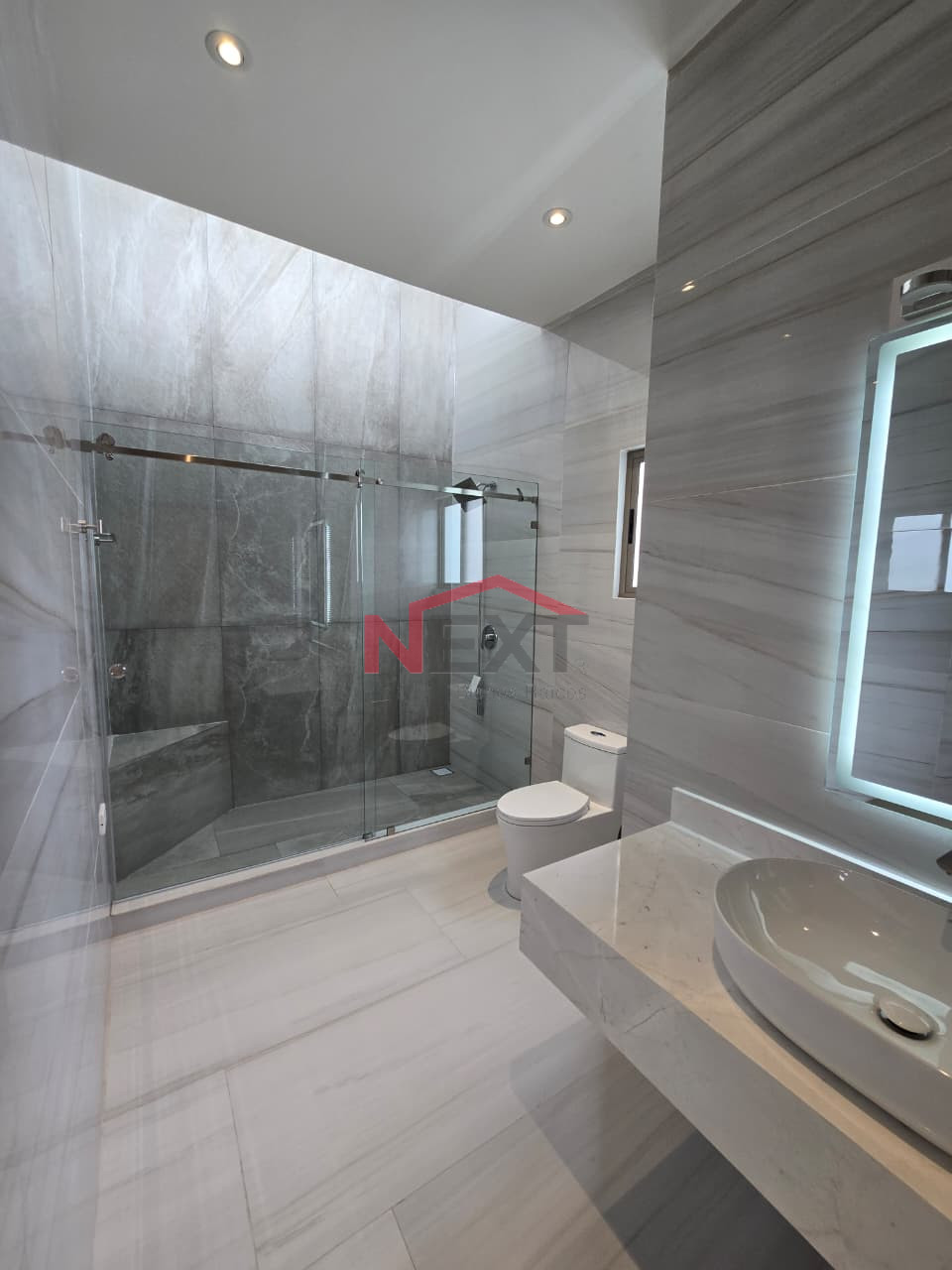 Casa en Venta en Saltillo  , Habita II, , 3 recámaras, 3.5 baños, 382.00 m2 terreno, 256.00 m2 construcción
