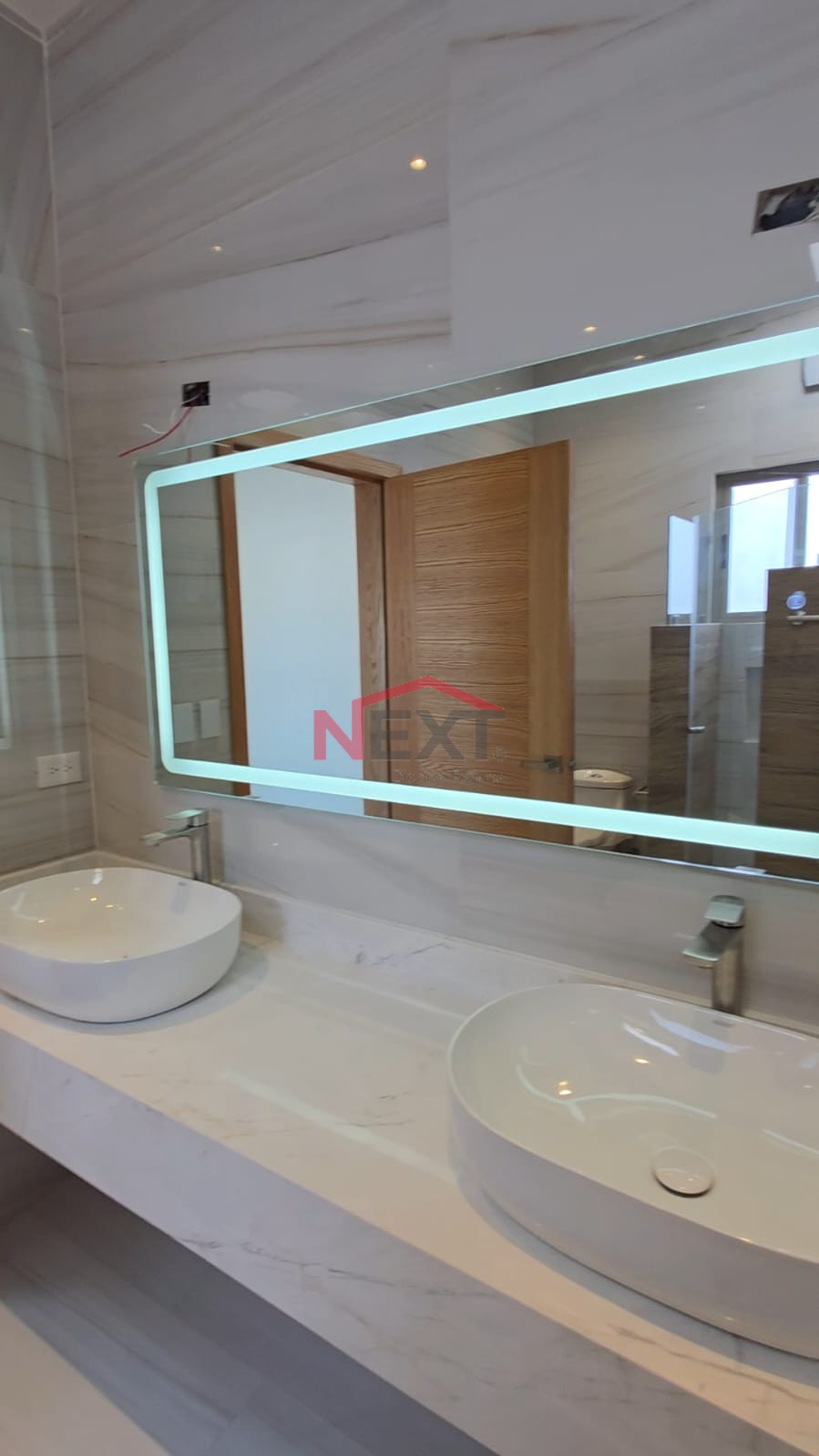 Casa en Venta en Saltillo  , Habita II, , 3 recámaras, 3.5 baños, 382.00 m2 terreno, 256.00 m2 construcción