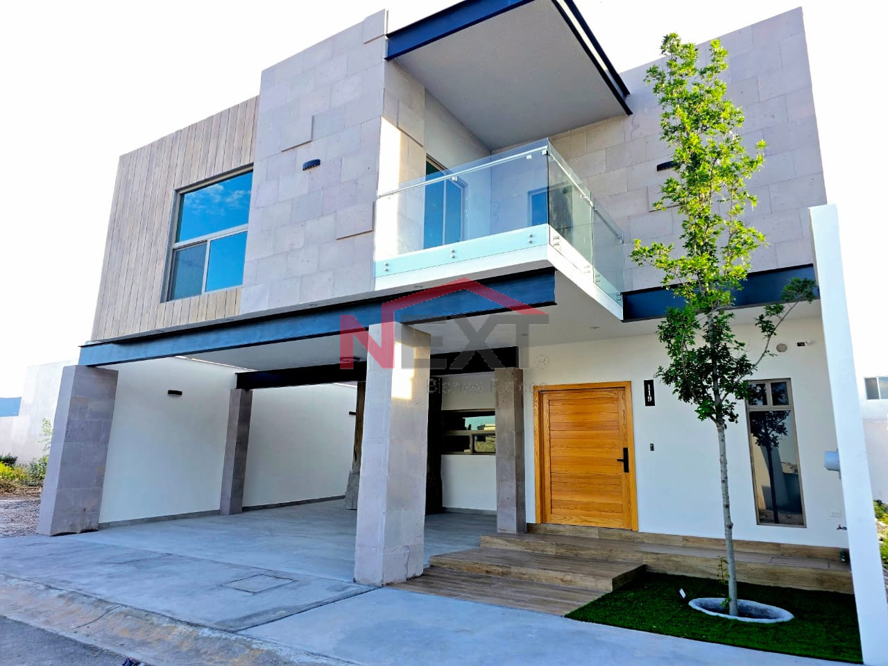 Casa en Venta en Saltillo  , Habita II, , 3 recámaras, 3.5 baños, 382.00 m2 terreno, 256.00 m2 construcción