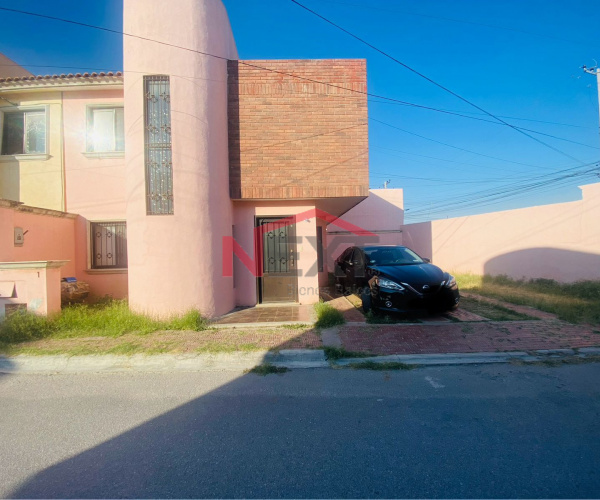 CASA AL NORTE EN VENTA $2,800,000