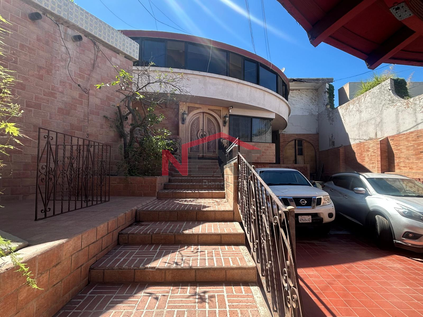 listing-detail listing-detail