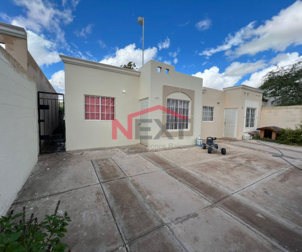 CASA EN VENTA EN FRACC. PASEOS DEL PEDREGAL
