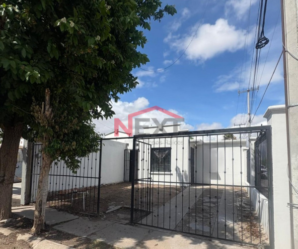 CASA EN VENTA EN COL. VILLAS DEL REAL