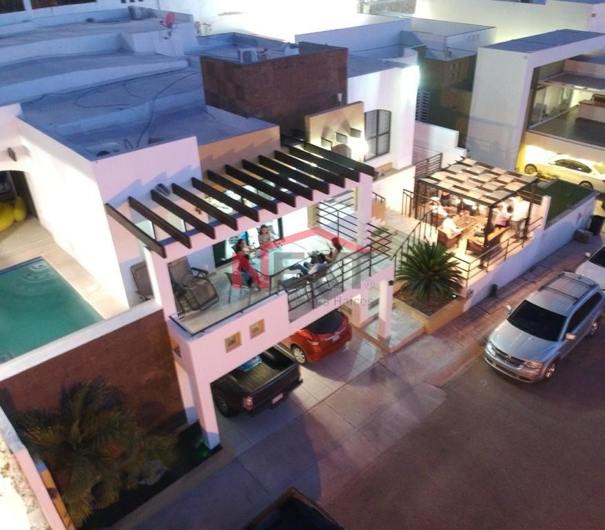 Casa en Renta en Guaymas TODOS SECTORES GUAYMAS, Fraccionamiento Las Perlas, , 3 recámaras, 2.0 baños, 300.00 m2 terreno, 350.00 m2 construcción