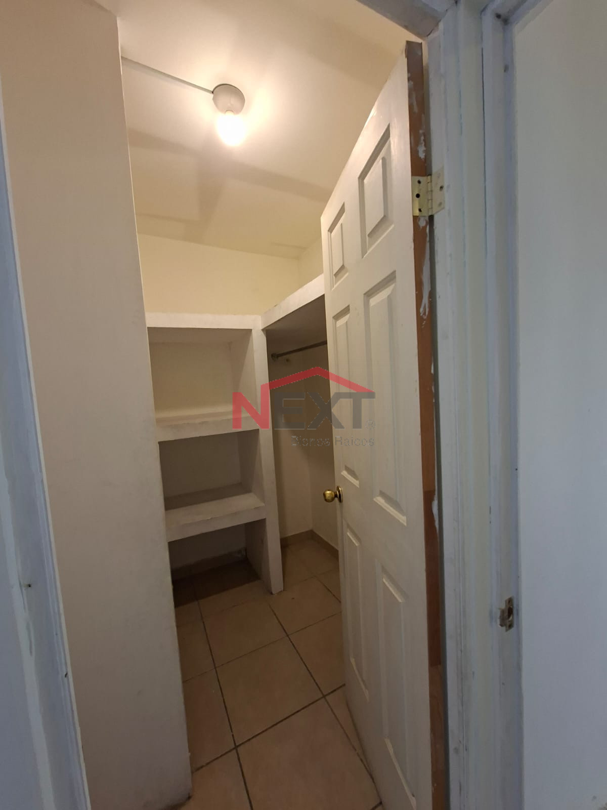 Casa en Venta en Saltillo  , Santa Fe, , 3 recámaras, 1.5 baños, 183.63 m2 terreno, 250.62 m2 construcción