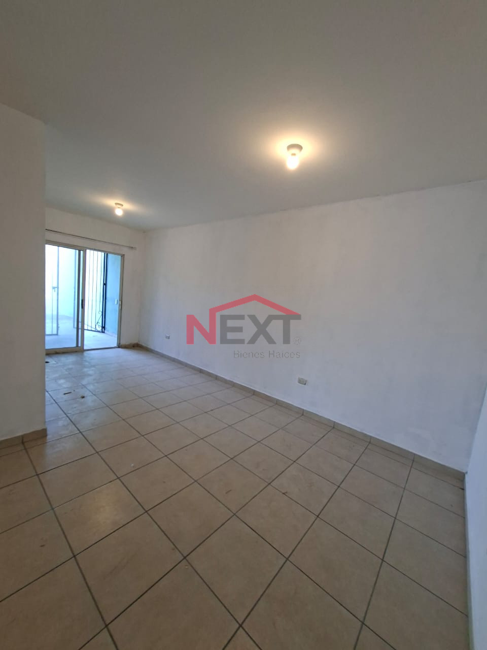 Casa en Venta en Saltillo  , Santa Fe, , 3 recámaras, 1.5 baños, 183.63 m2 terreno, 250.62 m2 construcción