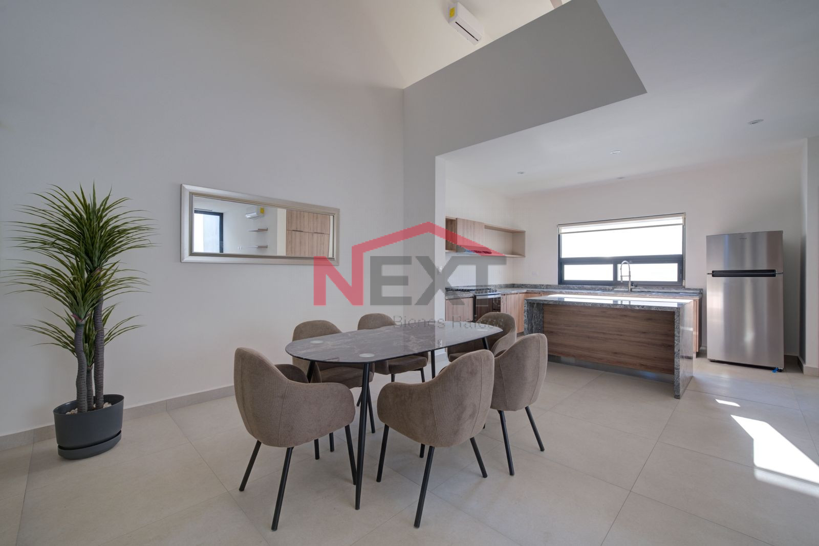 Casa en Renta en Saltillo  , Los Siller, , 3 recámaras, 3.0 baños, 200.00 m2 terreno, 200.00 m2 construcción