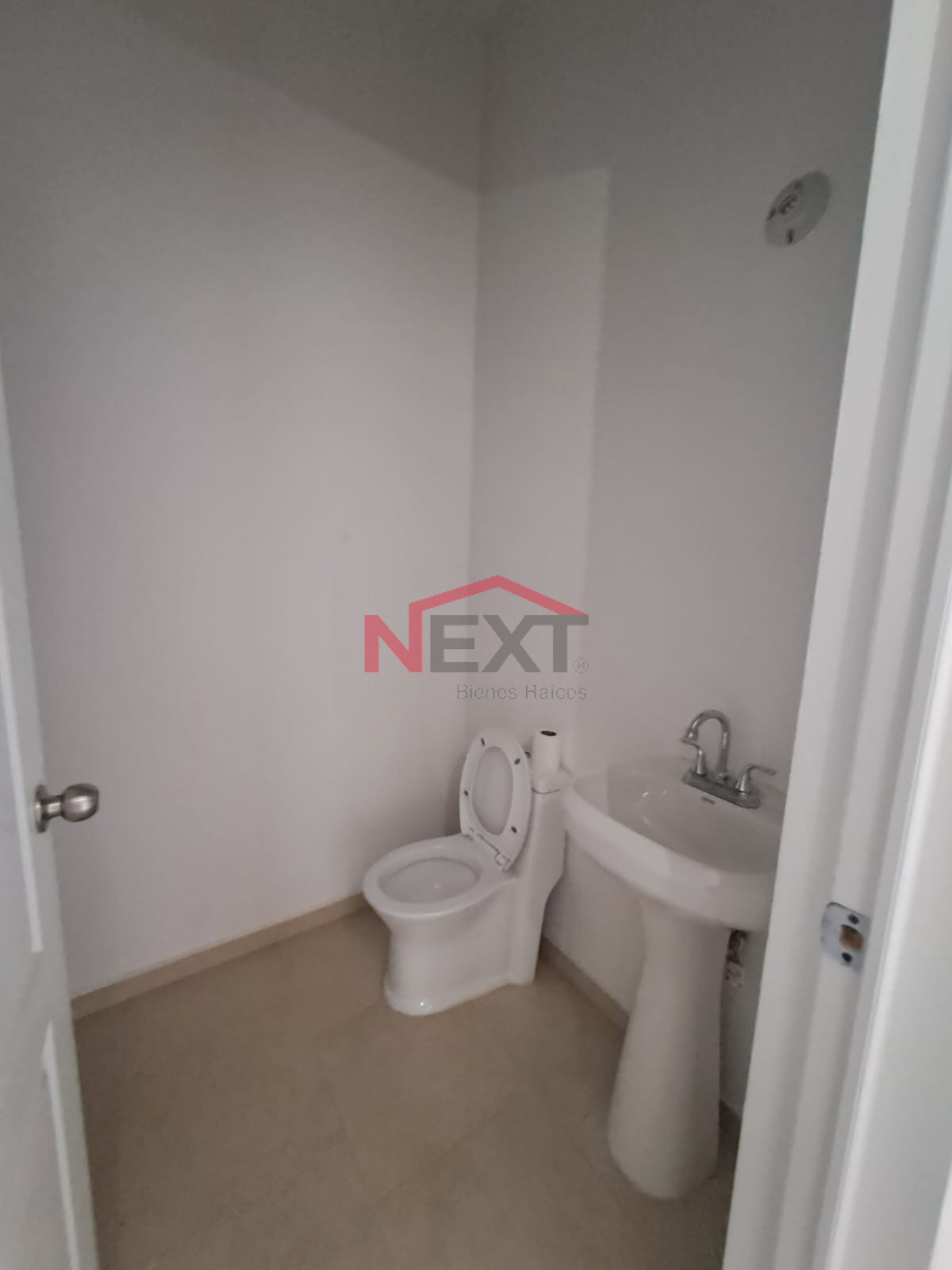 Casa en Renta en Hermosillo  , La Candelaria, , 3 recámaras, 2.0 baños, 140.00 m2 terreno, 149.00 m2 construcción