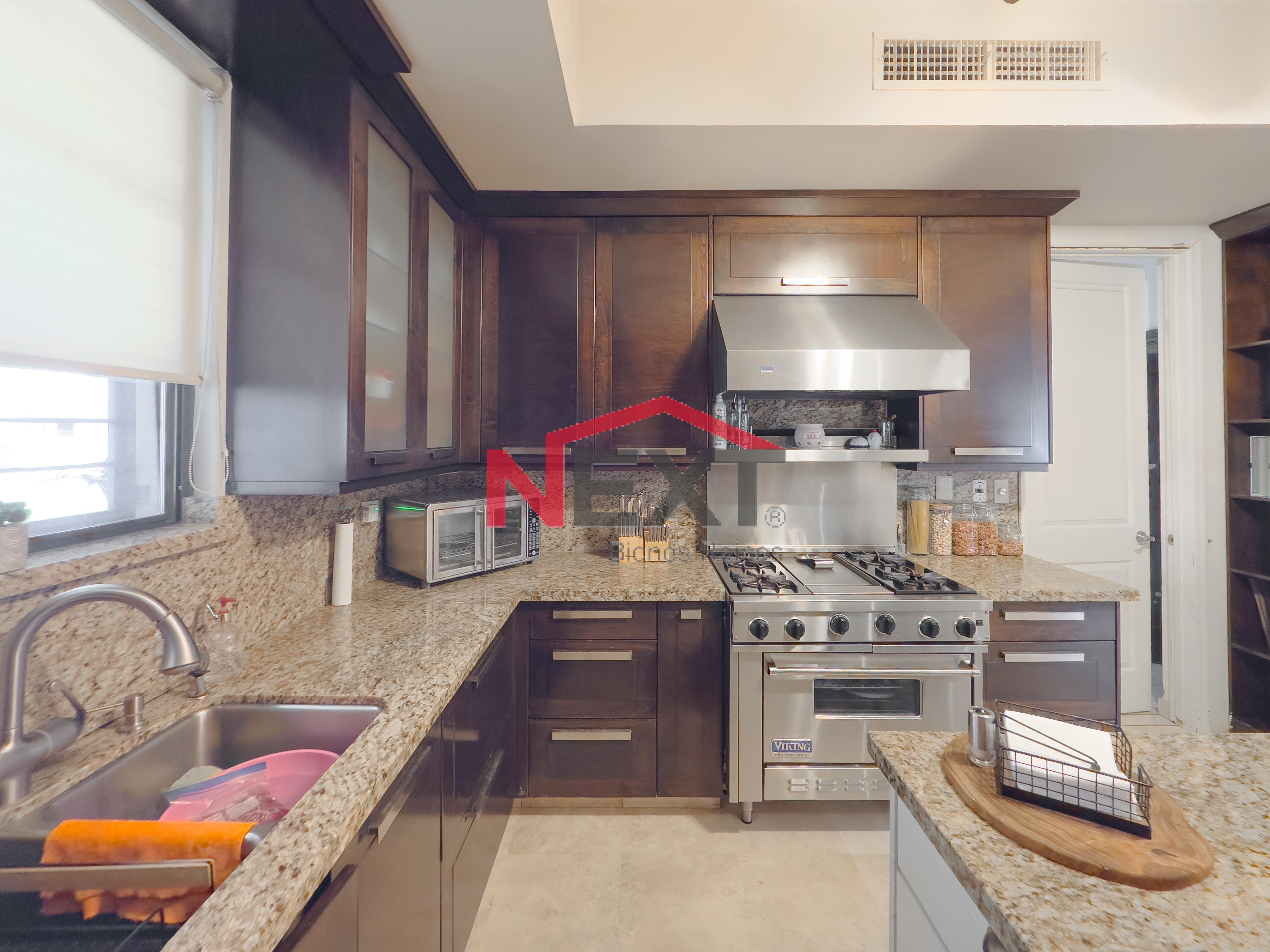 Casa en Venta en Hermosillo  , Los Altos Residencial, , 3 recámaras, 3.0 baños, 368.40 m2 terreno, 271.40 m2 construcción