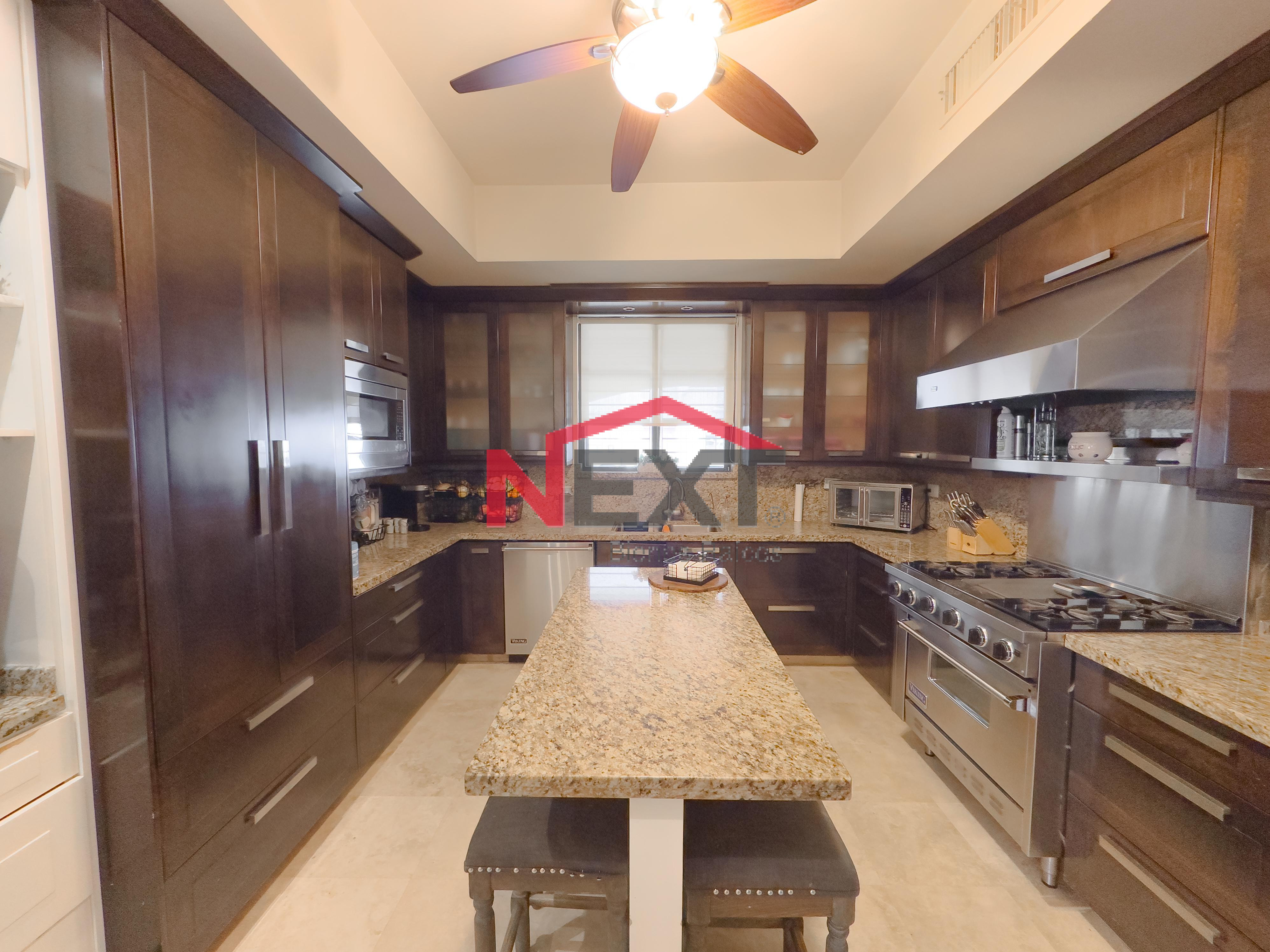 Casa en Venta en Hermosillo  , Los Altos Residencial, , 3 recámaras, 3.0 baños, 368.40 m2 terreno, 271.40 m2 construcción