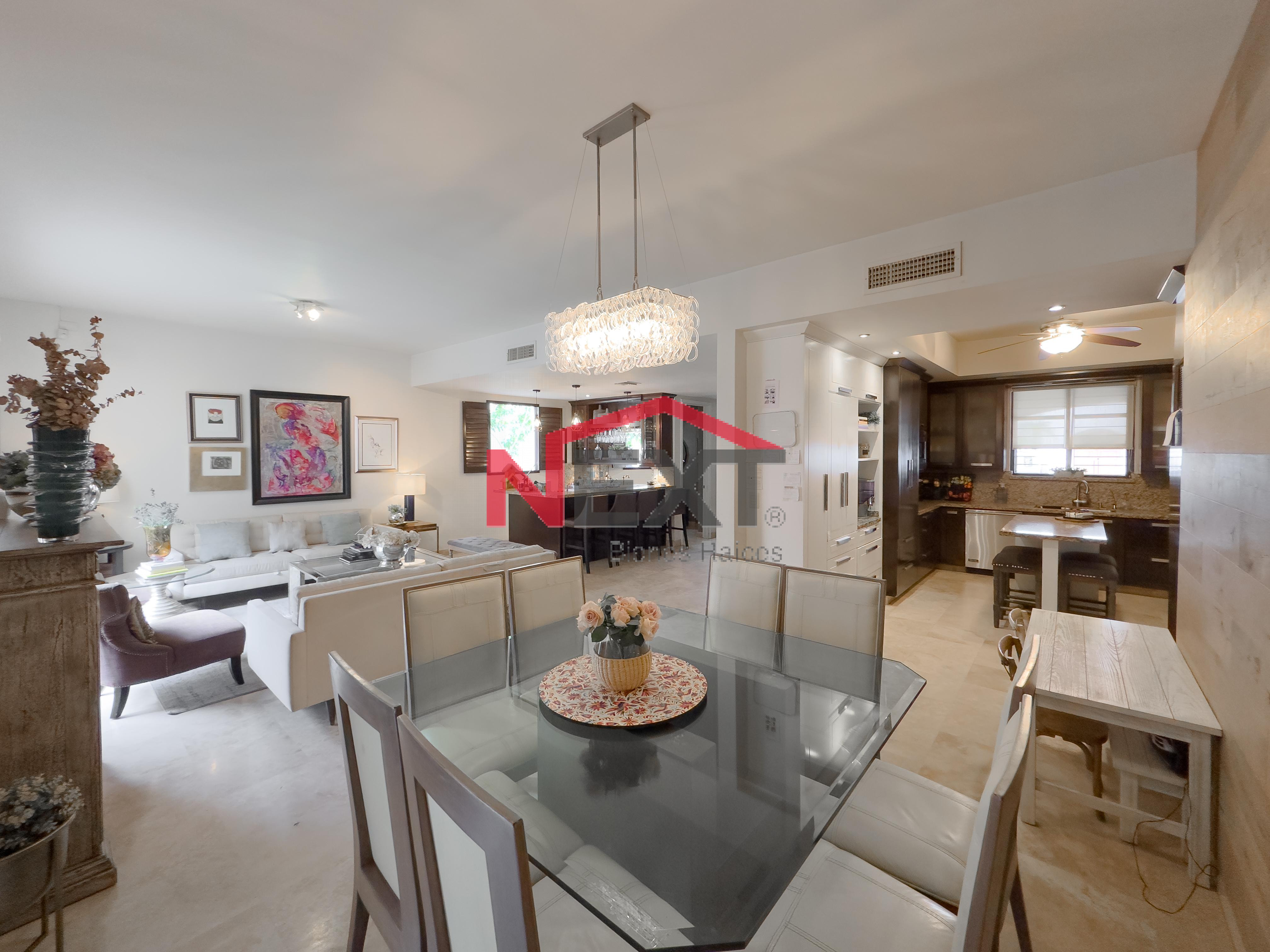 Casa en Venta en Hermosillo  , Los Altos Residencial, , 3 recámaras, 3.0 baños, 368.40 m2 terreno, 271.40 m2 construcción
