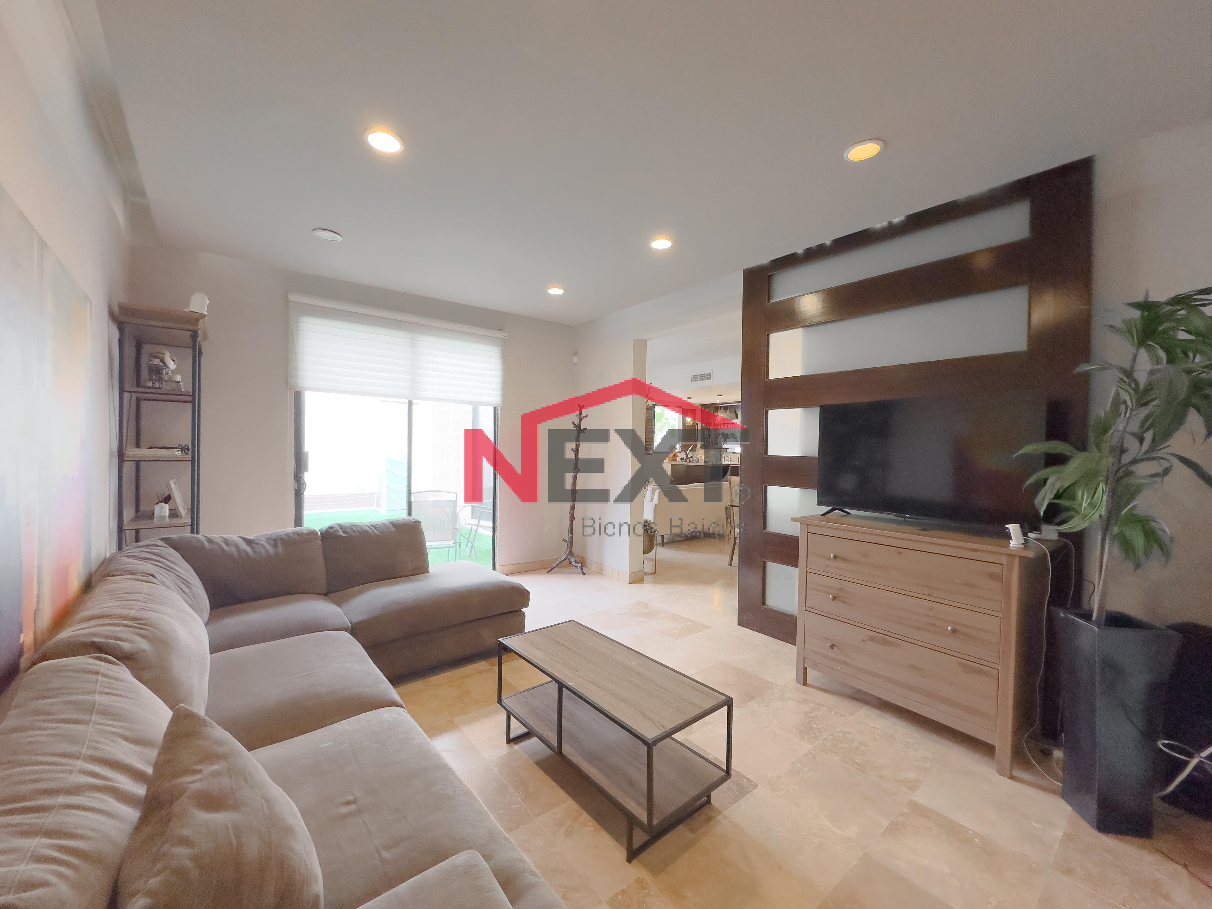 Casa en Venta en Hermosillo  , Los Altos Residencial, , 3 recámaras, 3.0 baños, 368.40 m2 terreno, 271.40 m2 construcción