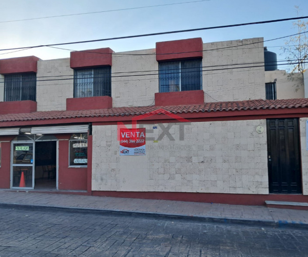Casa en Venta CENTRO DE SALTILLO, con RESTAURANTE (Ref. Enchiladas Las Monjitas)