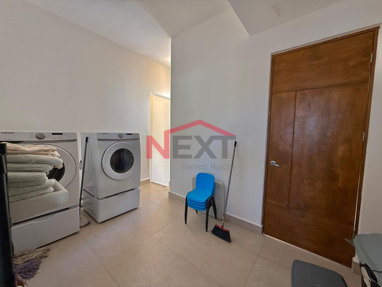 Casa en Venta en San Carlos  , Marina Real, , 4 recámaras, 5.0 baños, 515.84 m2 terreno, 747.70 m2 construcción