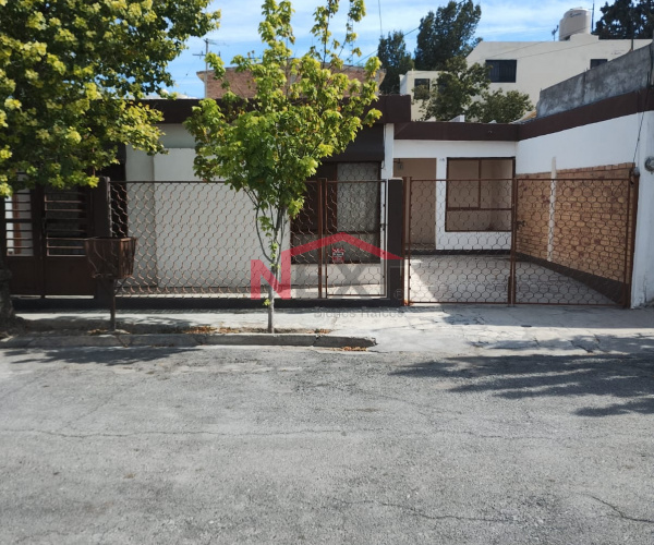 CASA EN RENTA EN FRACC SALTILLO 400