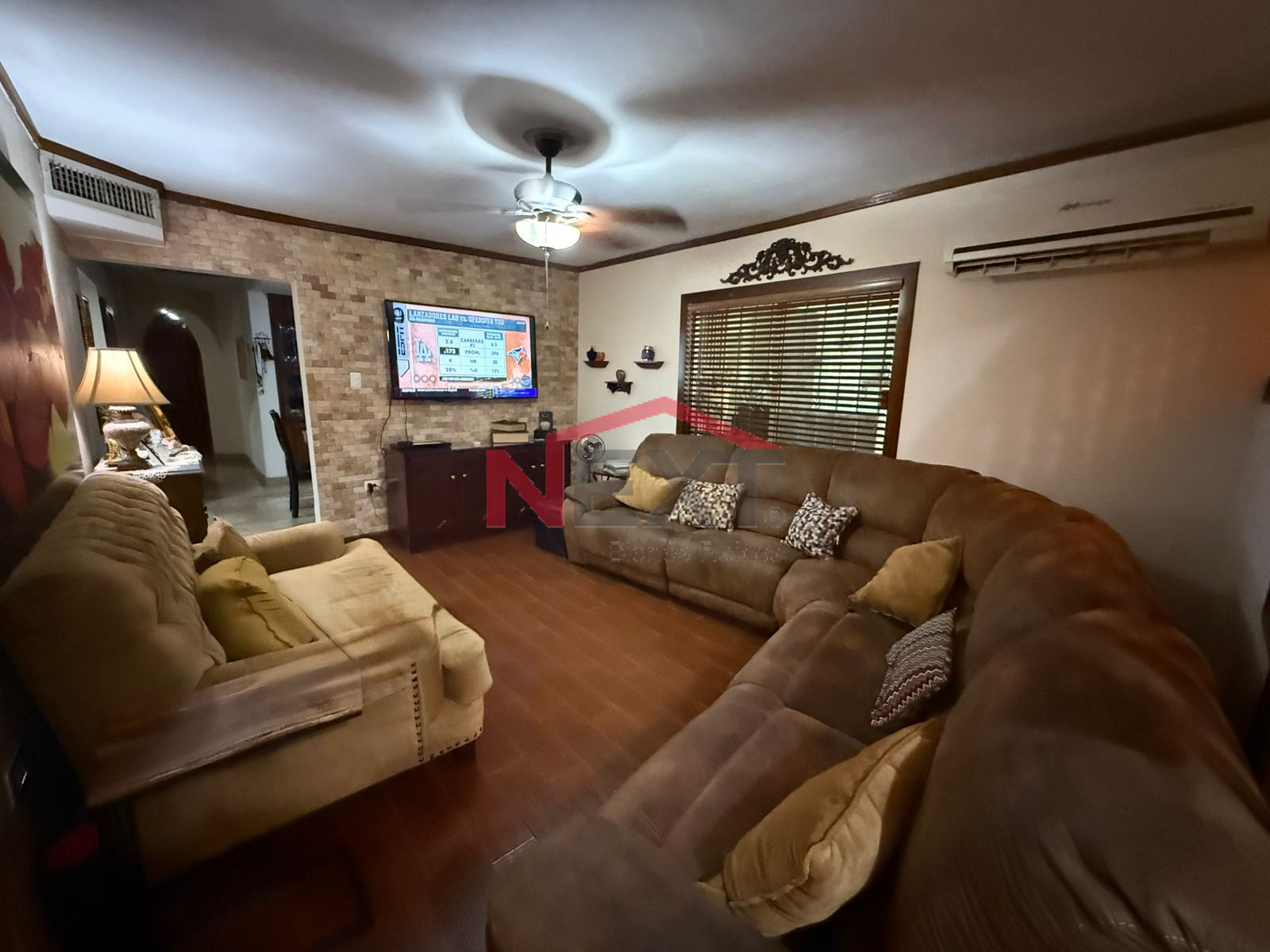 Casa en Venta en Hermosillo  , Valle Grande, , 4 recámaras, 4.0 baños, 370.00 m2 terreno, 300.00 m2 construcción