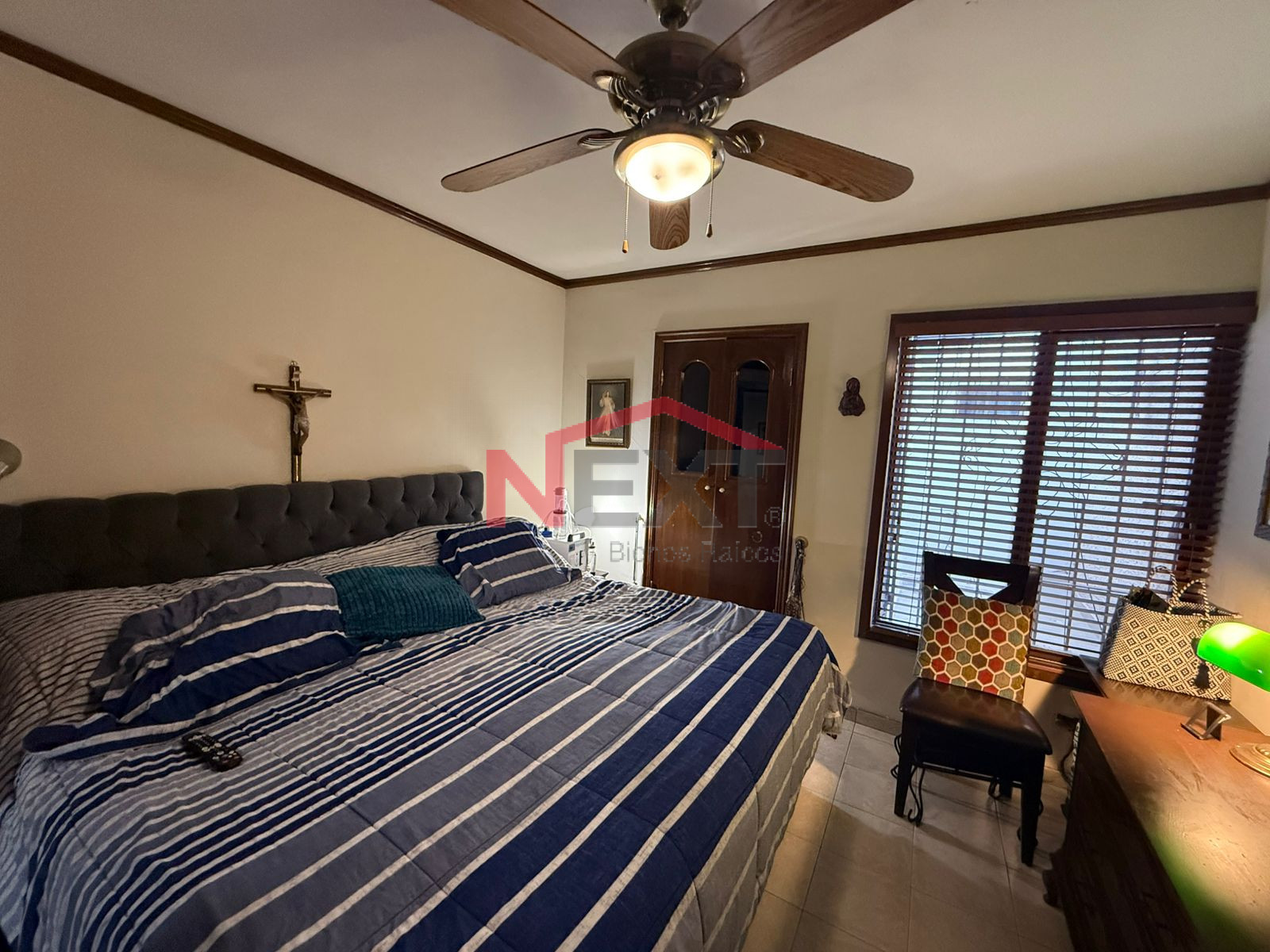 Casa en Venta en Hermosillo  , Valle Grande, , 4 recámaras, 4.0 baños, 370.00 m2 terreno, 300.00 m2 construcción