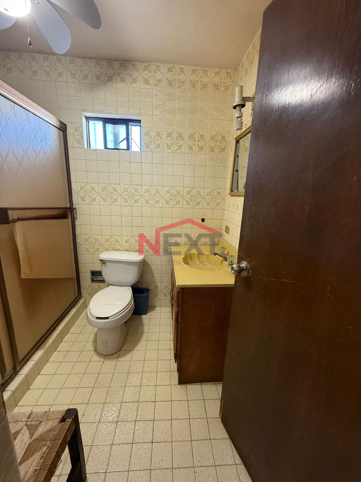 Casa en Venta en Hermosillo  , Valle Grande, , 4 recámaras, 4.0 baños, 370.00 m2 terreno, 300.00 m2 construcción