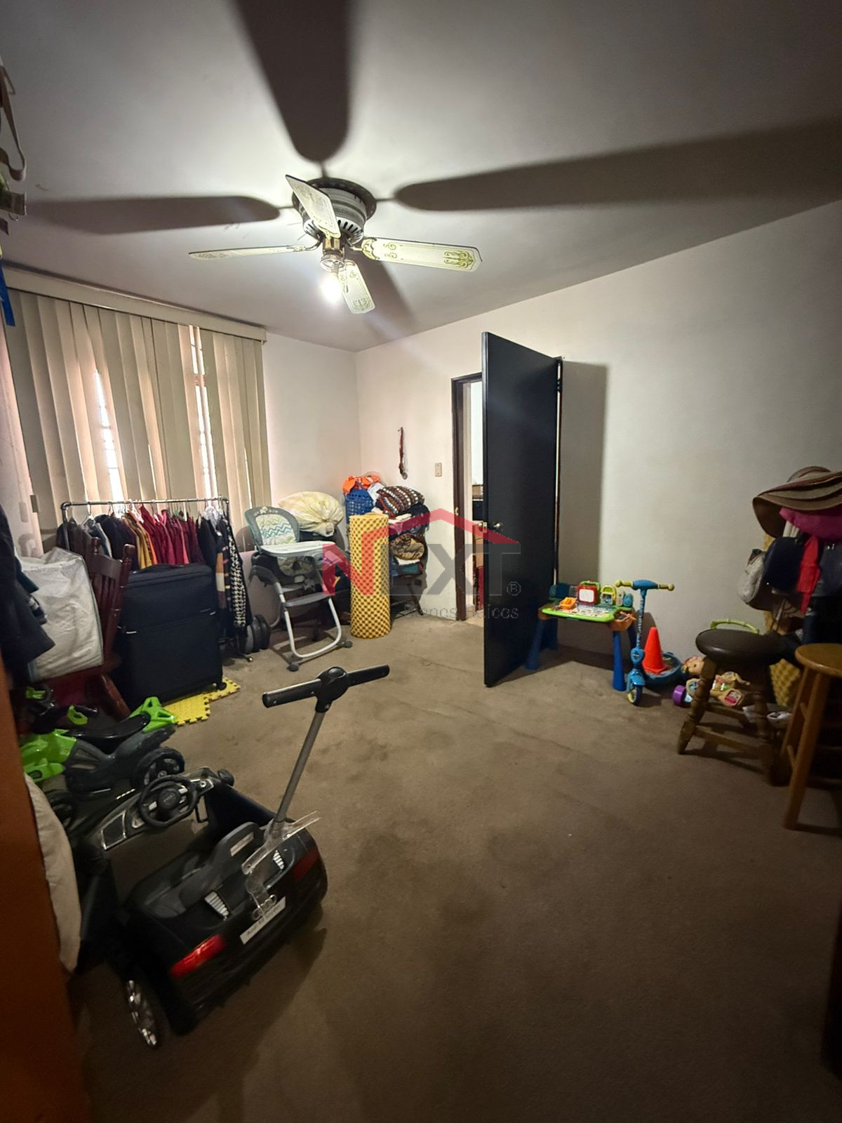 Casa en Venta en Hermosillo  , Valle Grande, , 4 recámaras, 4.0 baños, 370.00 m2 terreno, 300.00 m2 construcción