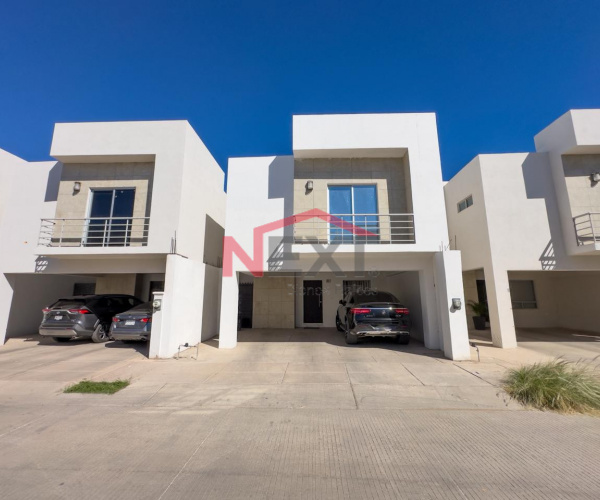 CASA EN VENTA EN AUREA RESIDENCIAL