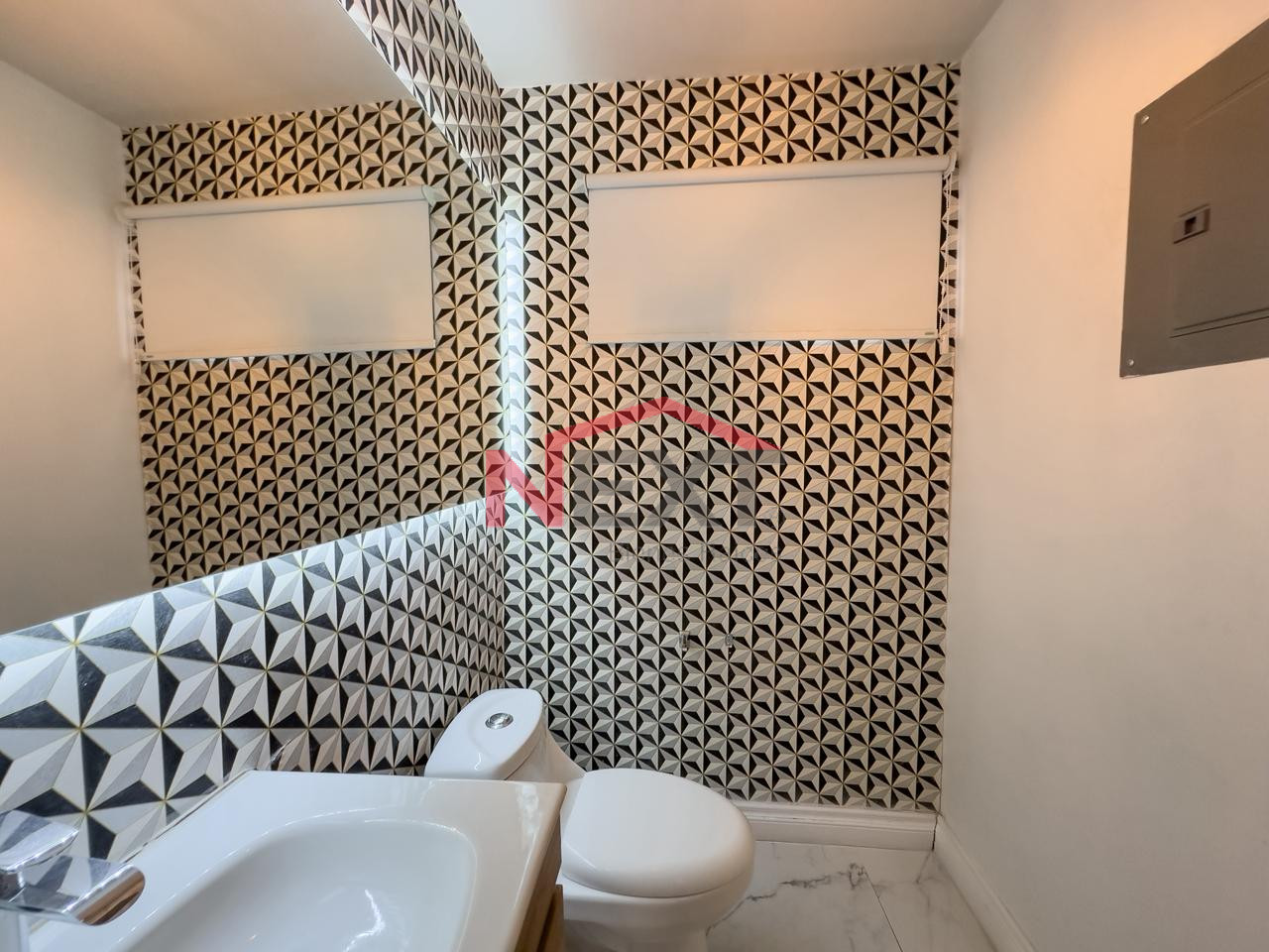 Casa en Venta en Hermosillo TODOS HERMOSILLO, AUREA RESIDENCIAL, , 3 recámaras, 2.0 baños, 184.00 m2 terreno, 143.00 m2 construcción