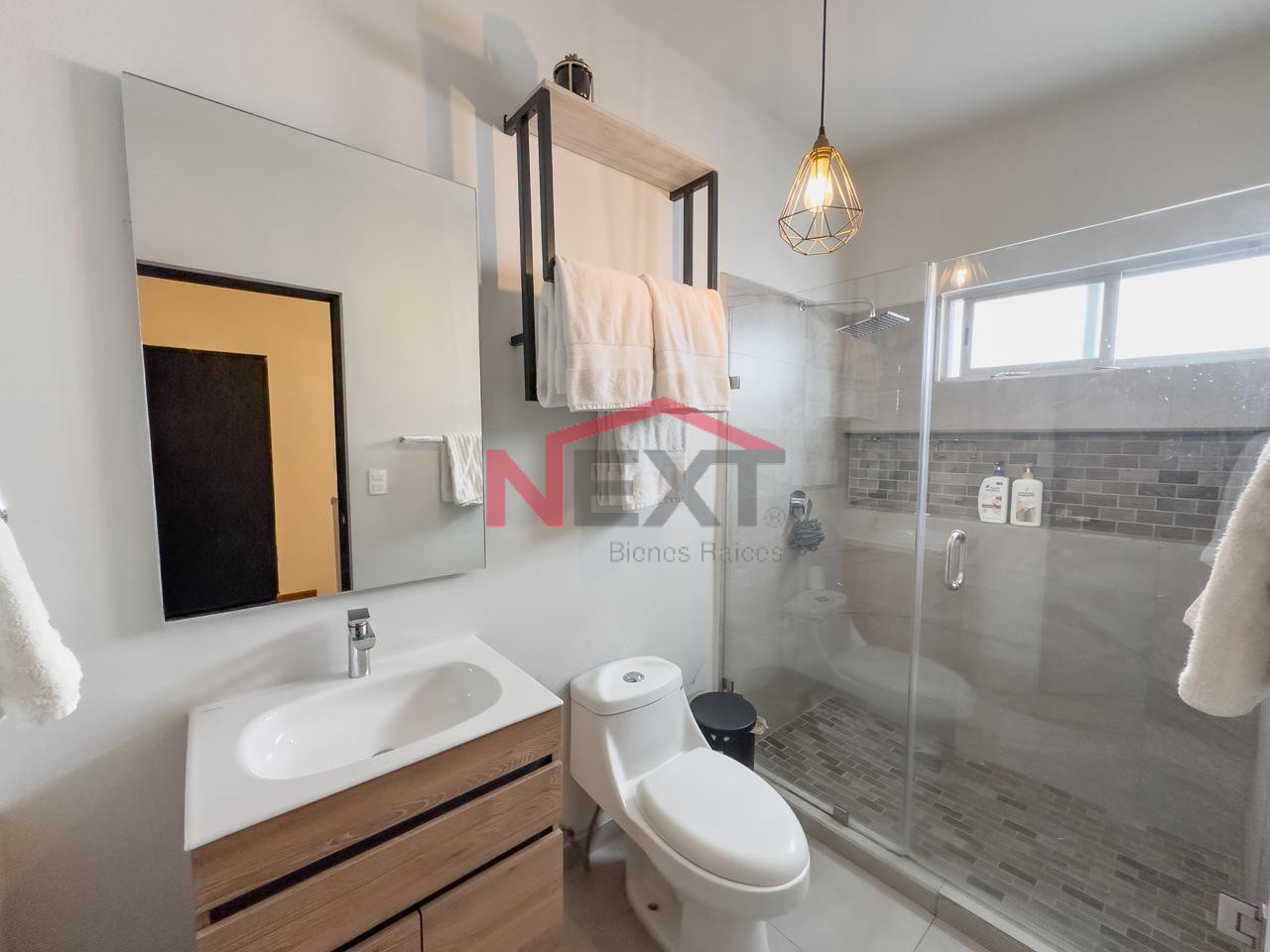 Casa en Venta en Hermosillo TODOS HERMOSILLO, AUREA RESIDENCIAL, , 3 recámaras, 2.0 baños, 184.00 m2 terreno, 143.00 m2 construcción