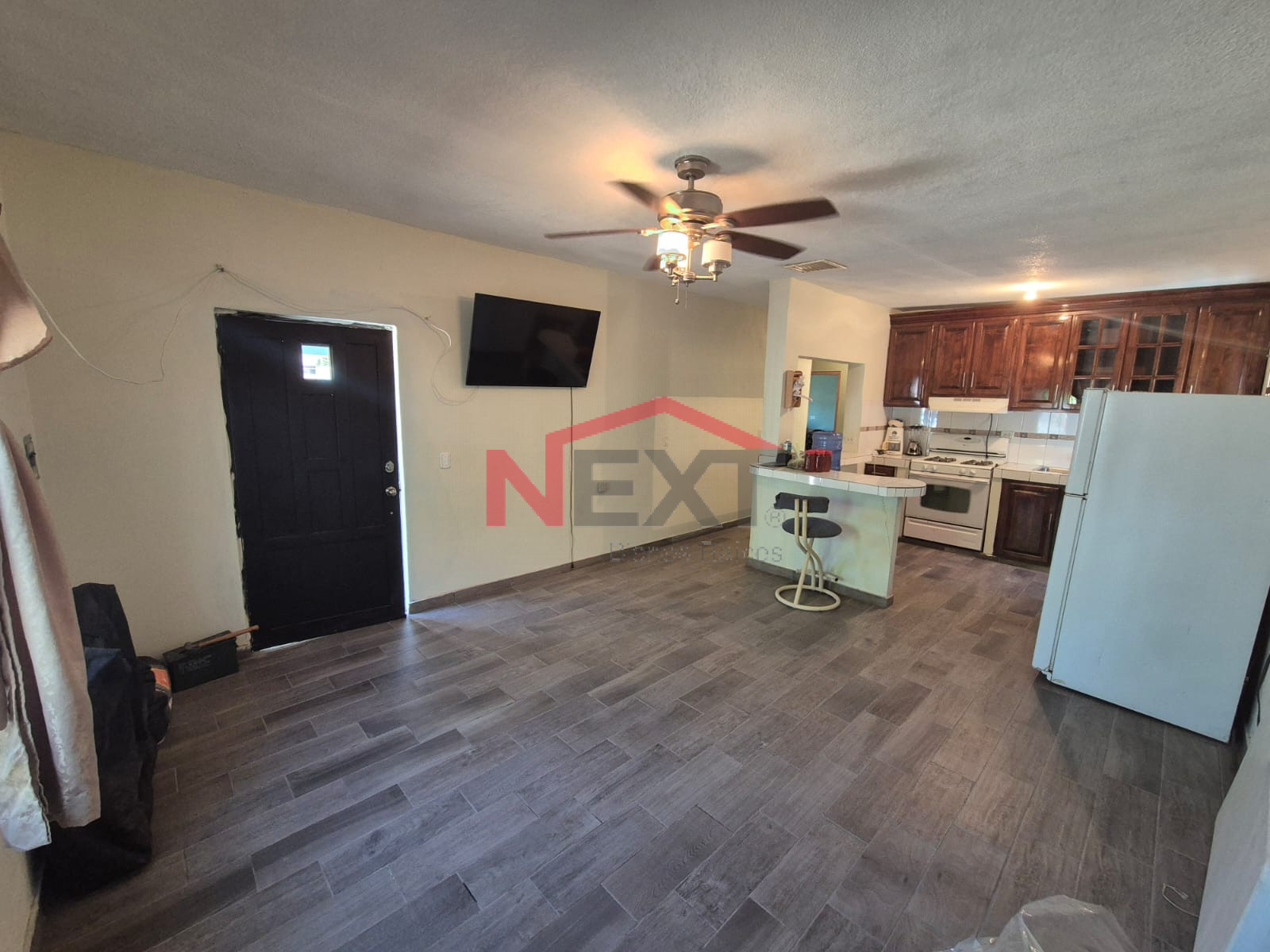 Casa en Venta en Hermosillo  , Nuevo Triunfo, , 2 recámaras, 1.0 baños, 110.00 m2 terreno, 250.00 m2 construcción