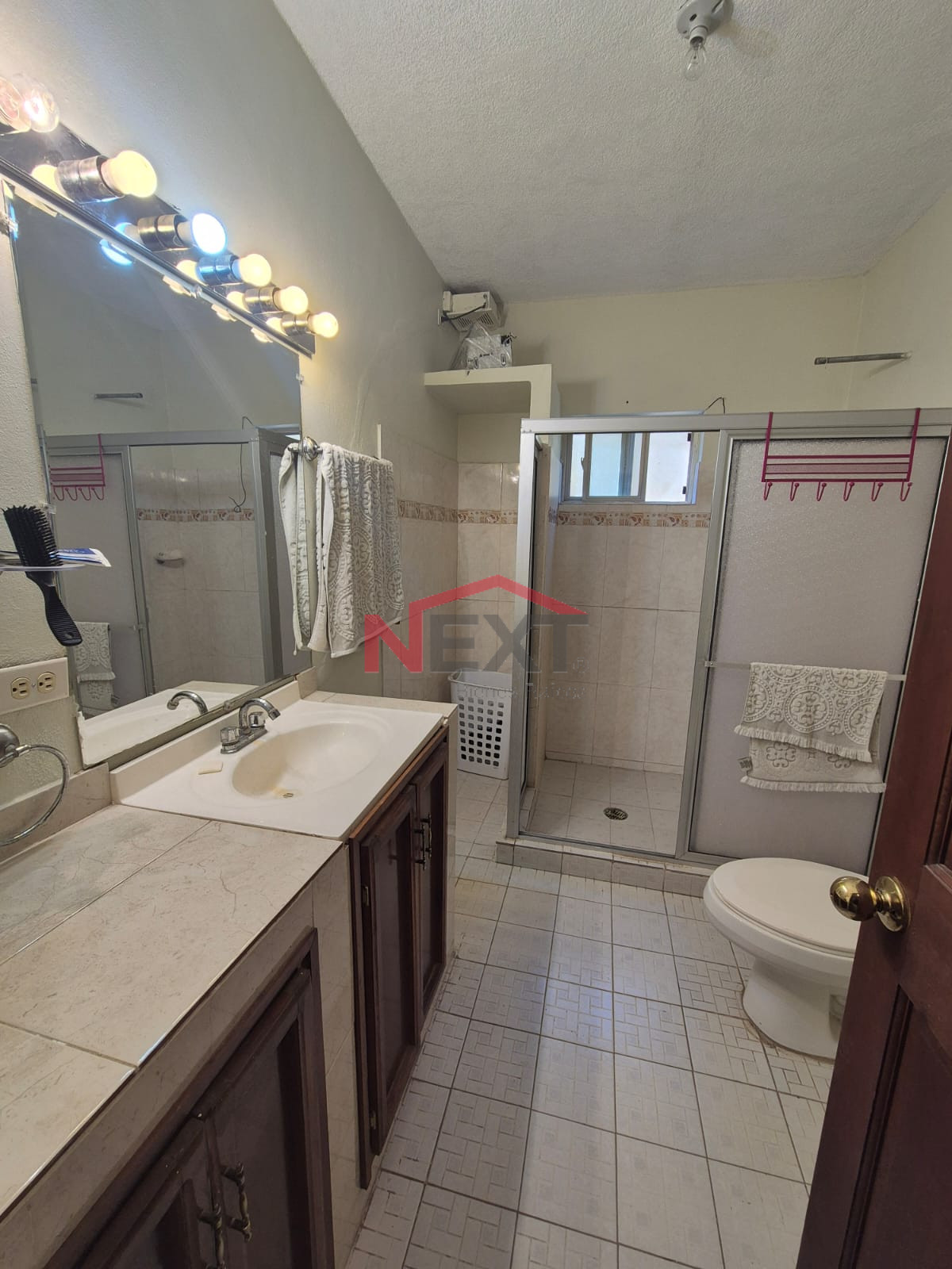 Casa en Venta en Hermosillo  , Nuevo Triunfo, , 2 recámaras, 1.0 baños, 110.00 m2 terreno, 250.00 m2 construcción