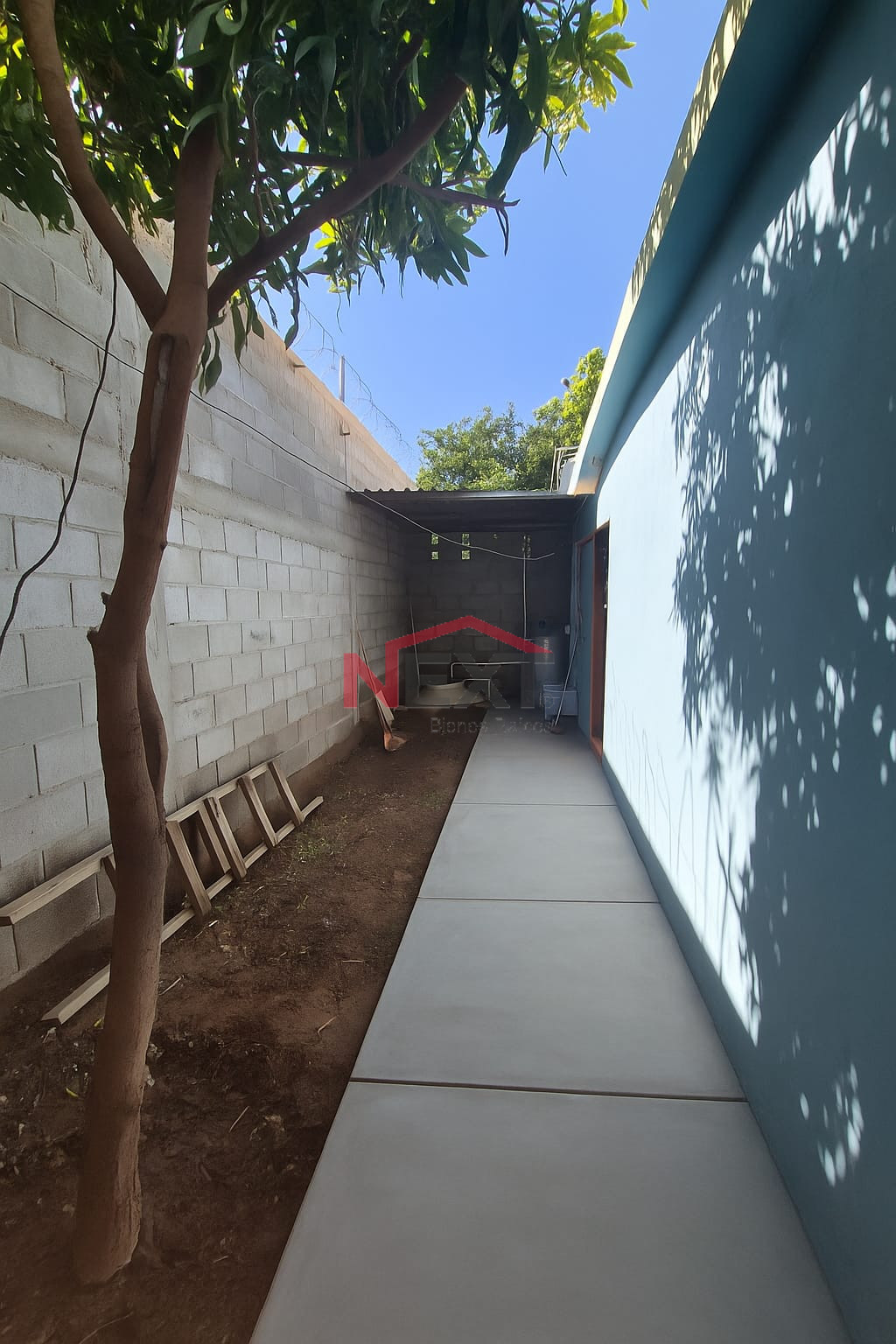 Casa en Venta en Hermosillo  , Nuevo Triunfo, , 2 recámaras, 1.0 baños, 110.00 m2 terreno, 250.00 m2 construcción