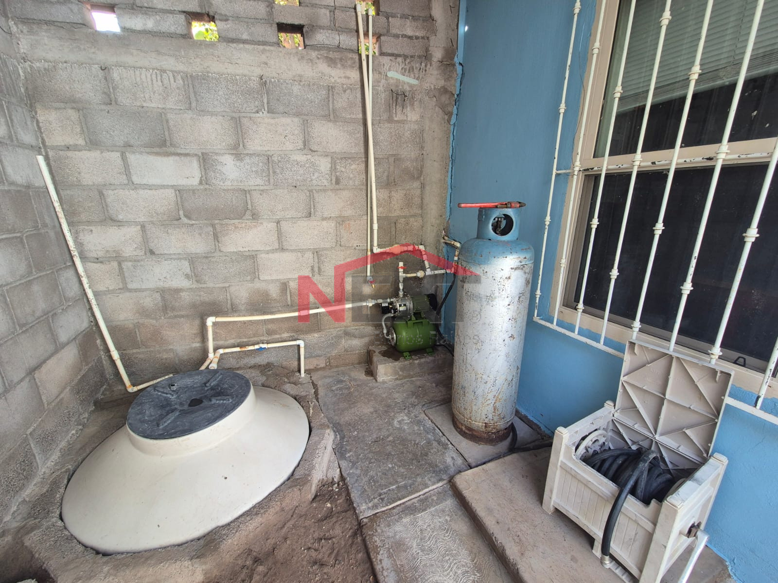 Casa en Venta en Hermosillo  , Nuevo Triunfo, , 2 recámaras, 1.0 baños, 110.00 m2 terreno, 250.00 m2 construcción