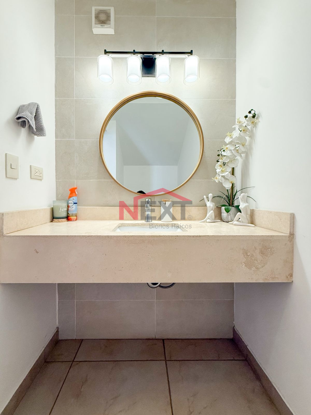 Casa en Renta en Hermosillo  , Corceles Residencial, , 3 recámaras, 2.0 baños, 241.00 m2 terreno, 246.00 m2 construcción