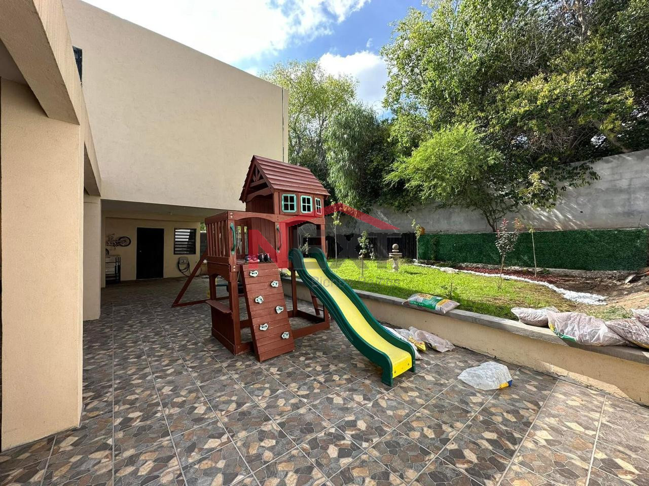 Casa en Venta en Arteaga  , Residencial la Nogalera, , 3 recámaras, 3.0 baños, 261.60 m2 terreno, 245.33 m2 construcción