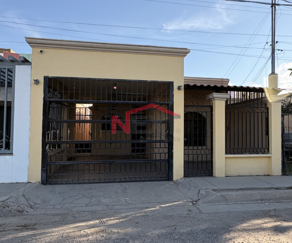 CASA EN RENTA EN CONJUNTO ARIZONA